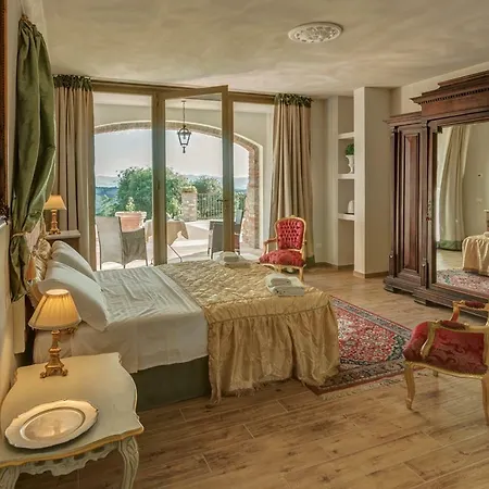 Hotel apartamentowy La Vecchia Sassa 4*