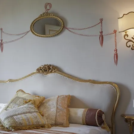 La Vecchia Sassa Aparthotel 3*
