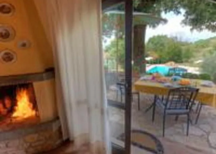 La Vecchia Sassa Aparthotel Montaione