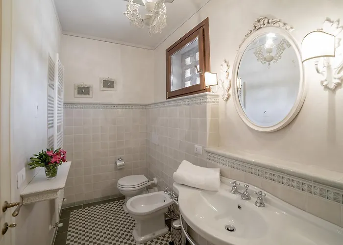 La Vecchia Sassa Aparthotel Montaione